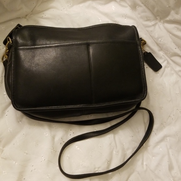 Coach Handbags - COACH LEATHER CROSSBODY CLUTCH BONNIE CASHIN ERA